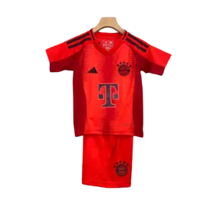 Conjunto Niño FC Bayern Munich 2024/2025 | Local